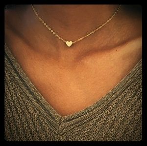 Dainty heart necklace
